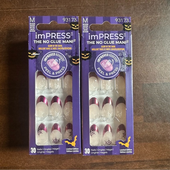 Kiss Impress Basic Witch Purple M Almond Glow in the Dark Press on Nails - Qty 2 - Picture 1 of 3